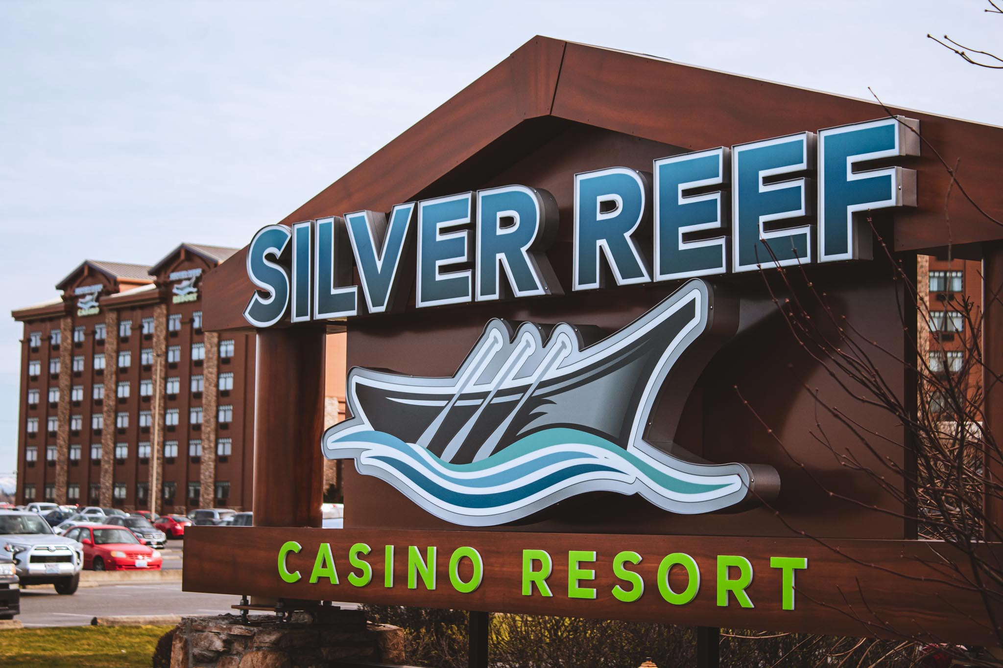 casino-silver-reef-channel-letters-monument-sign